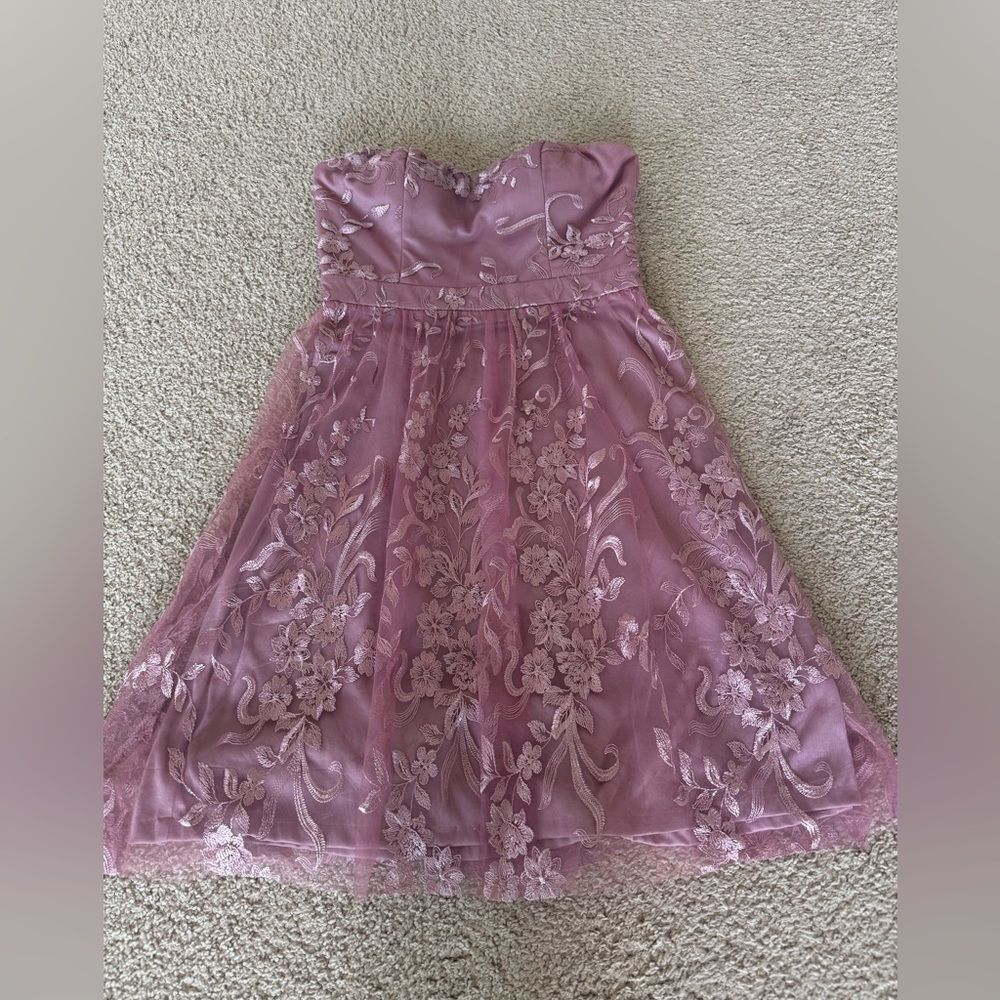 Lulu’s | Floral Cocktail Party Dress | Size: M | EUC - Picture 2 of 7